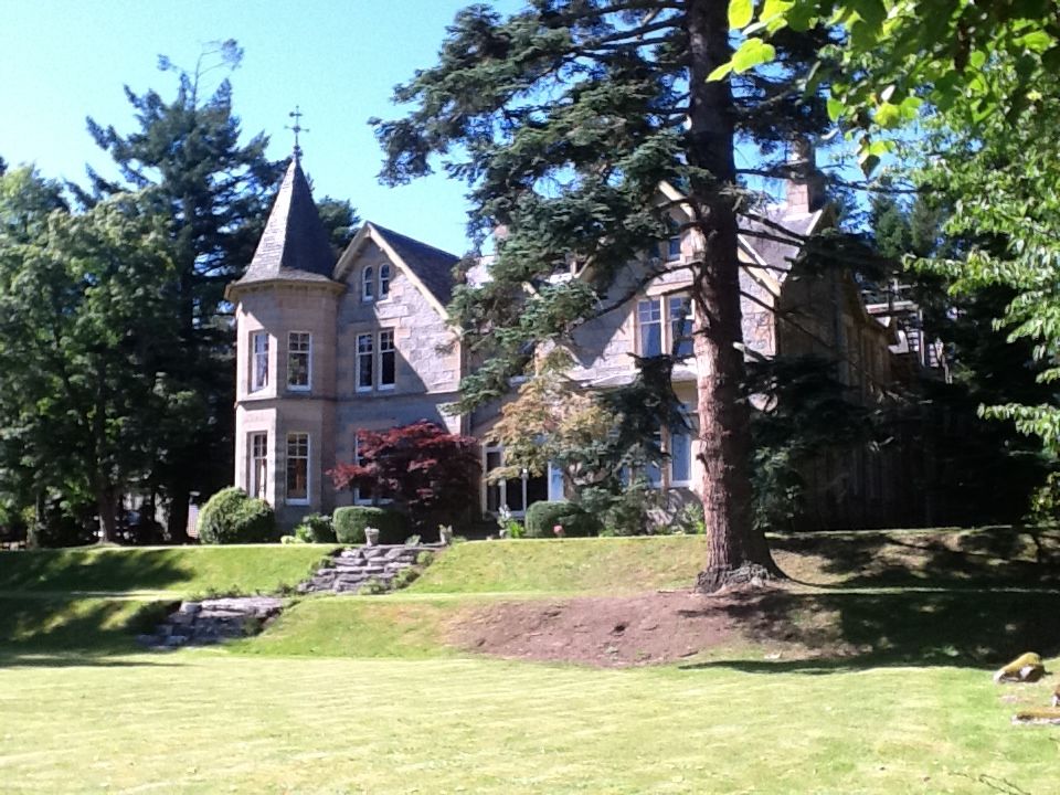 Tigh Na Sgiath Country House Hotel Grantown-on-Spey Exterior photo